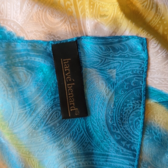 Harve Bernard bright, cheerful scarf - Picture 4 of 6